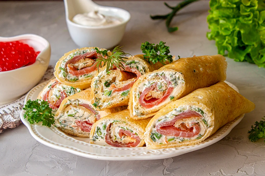 Блинчики с семгой и сливочным сыром