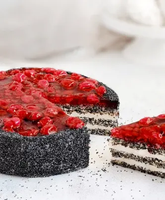 Чернично маковый торт
