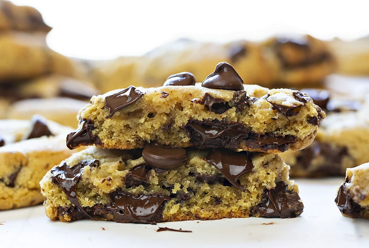 Chocolate Chip cookie