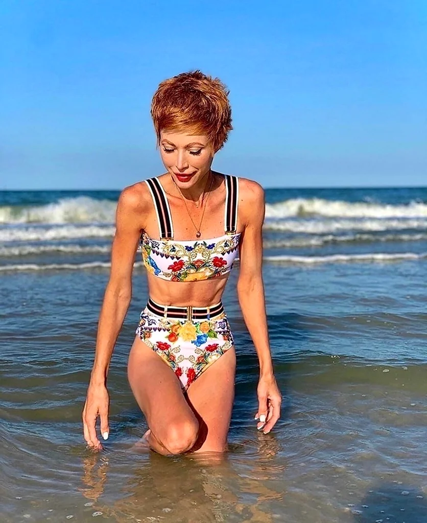 Елена Кристина лебедь