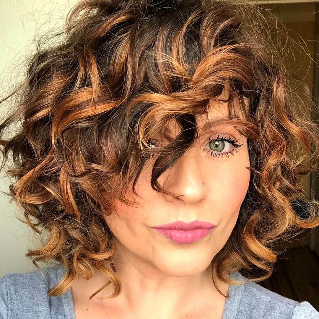 Елена Подкаминская кудри на каре