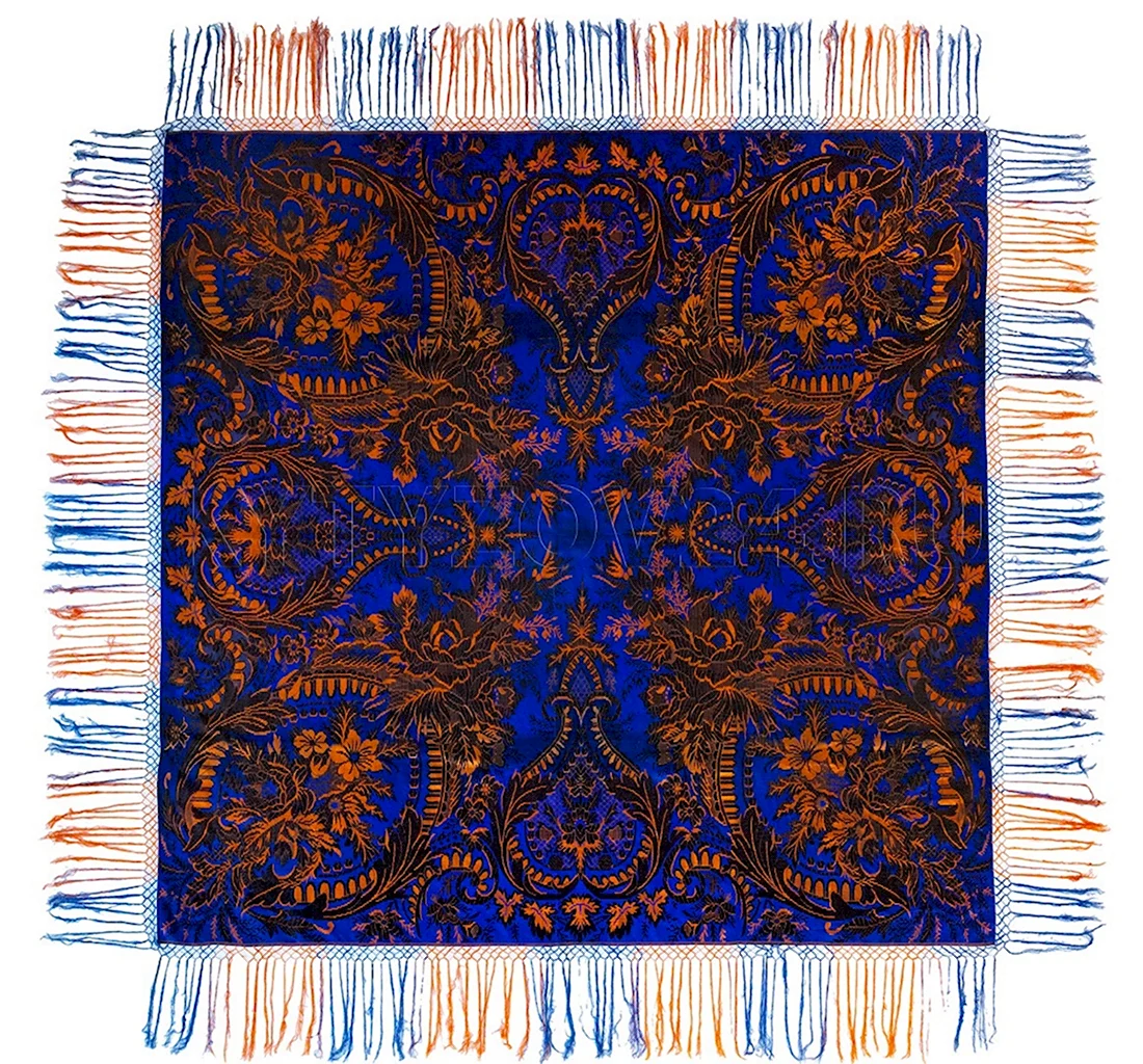 Шаль старинная