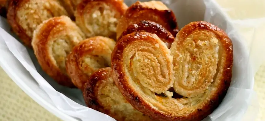 Ушки слоеные
